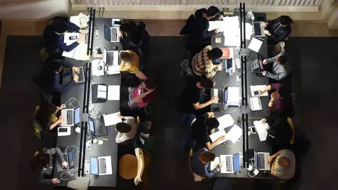 Yüksek Din Eğitimi ve İlahiyat Lisans Tamamlama Programları/Açık Öğretim İlahiyat Programları