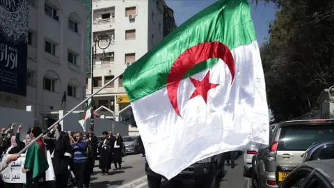 Cezayir’de Değişim Rüzgarları