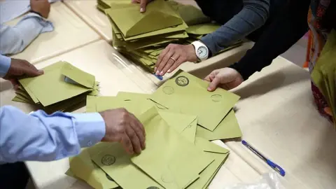 Artık Önümüze Bakabiliriz
