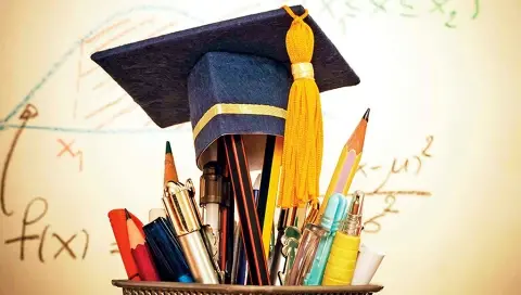 Yeni Ortaöğretim Tasarımında Saklı Bir İmkân: Bilgi Kuramı