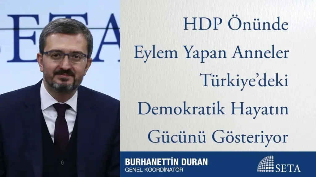 HDP Önünde Eylem Yapan Anneler Türkiye’deki Demokratik Hayatın Gücünü Gösteriyor