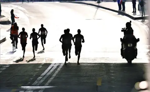Siyaset Maratonu Bir Sonraki Seçime Kadar Aralıksız Devam Edecek