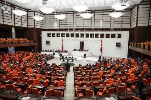 Siyasetin Merkezi