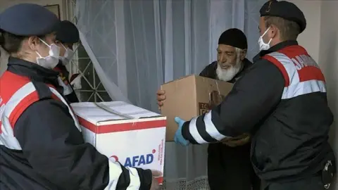 Türkiye’nin Yaşlılar için Aldığı Önlemler Avrupa’ya Örnek Olacak Nitelikte
