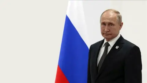 Salgın, Kremlin Yönetimi Üzerinde Ciddi Baskı Oluşturuyor