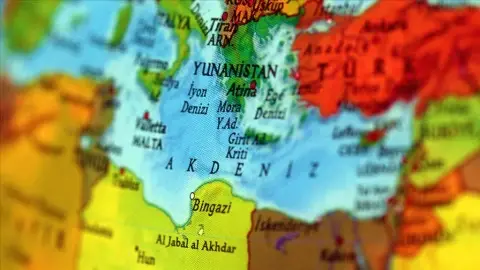 Yunanistan, Çıkmaz Sokakta