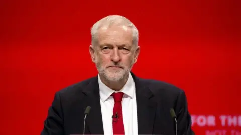 Jeremy Corbyn’in Sonu Jürgen Möllemann Gibi Olmasın!