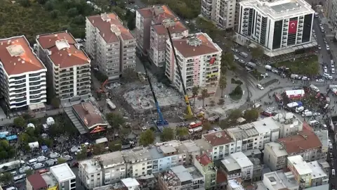 Depremle Yaşamayı Öğrenmek