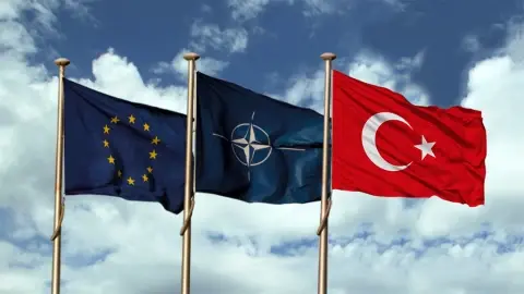 NATO ve AB Gündeminde Türkiye: Bir İyi Bir de Kötü Haber!