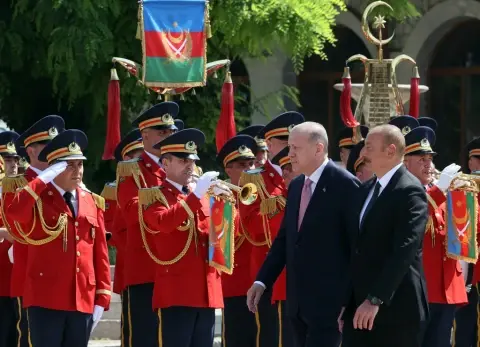 Brüksel’de Erdoğan Diplomasisi Farkı ve Sembolik Şuşa Ziyareti
