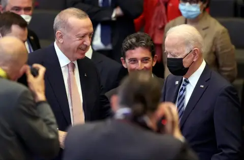 F-16 Teklifi ve Roma Görüşmesi Öncesi Türk-Amerikan İlişkileri
