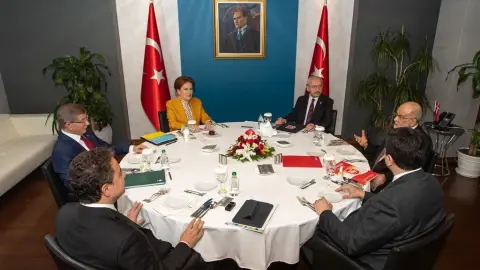 Masa Nasıl Toparlanır, Toparlansa Ne Olur?