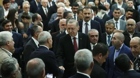Yepyeni Bir Kimlik Siyaseti Fırtınasına Giriyoruz