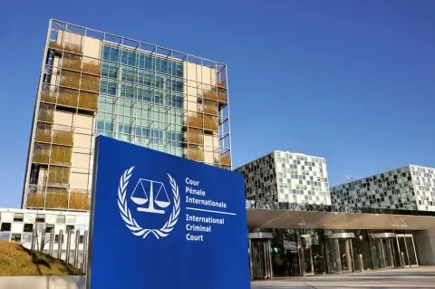 Analiz: Uluslararası Ceza Mahkemesi | Rusya-Ukrayna Savaşı Bağlamında Tarafsızlık ve Etkinlik Sorunu