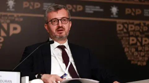 SETA Genel Koordinatörü Duran: “Küresel Güç Rekabeti Hız Kesmeden Artarak Devam Ediyor.”