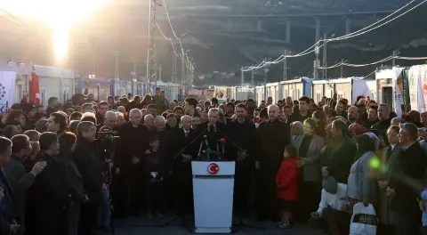 Birlik Olma Duygusu ve Siyasetin Depremle İmtihanı