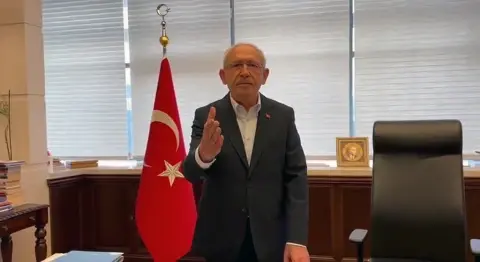 Aşırı Sevgi’den Kontrolsüz Öfke’ye Kılıçdaroğlu’nun Söylemsel Dönüşümü