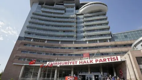Değişim ve Direnç Sarkacında CHP
