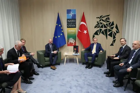 Batı ile İlişkilerde Yeni Fırsat