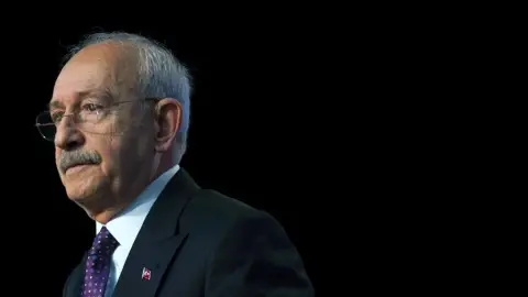 'Ölmüş Atı Kamçılamak'