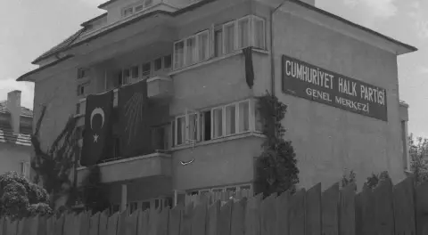 Muhalefetin Yüzyıllık Serüveni