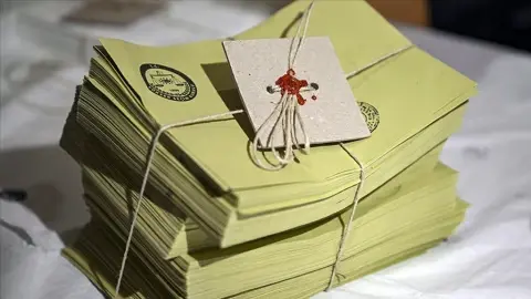 Yüzyıldan Öte: Cumhuriyet Türkiye’sinde Seçimlerin Değişen Anlamı