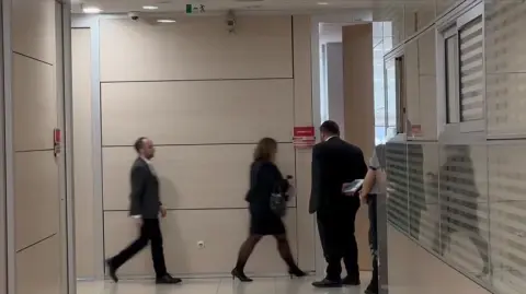 Siyasi Partilerin Finansmanı ve CHP’nin Para Sayma Görüntüleri