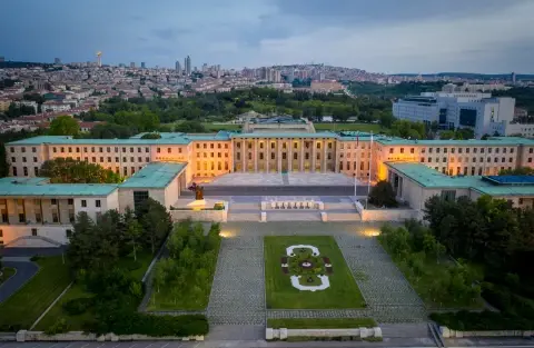 Yeni Bir Anayasa Nasıl ve Ne Kadar Sürede Yapılır?