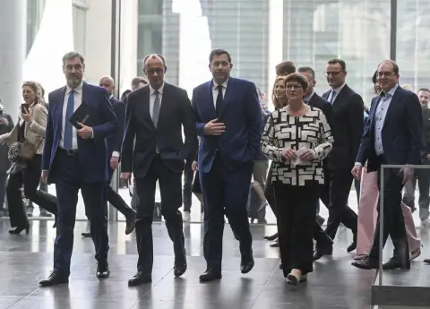Almanya’da Kurulacak Yeni Koalisyon Hükûmetini Ne Bekliyor?