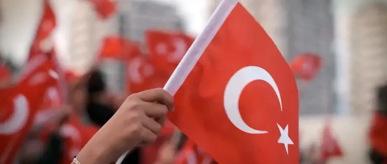 Bir Meslek Olarak Siyasi Kriz Tellallığı