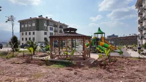 Nüfus Politikaları Bağlamında TOKİ Projeleri “Yaşlı Dostu” da Olmalı