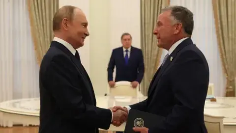 Trump’ın Gümrük Vergileri ve Putin’in Ukrayna Stratejisi