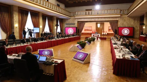 TBMM Başkanı Kurtulmuş, Milli Dayanışma, Kardeşlik ve Demokrasi Komisyonu'nda değerlendirmelerde bulundu