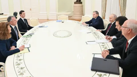 Putin, Trump'ın danışmanı Witkoff ve damadı Kushner ile bir araya geldi