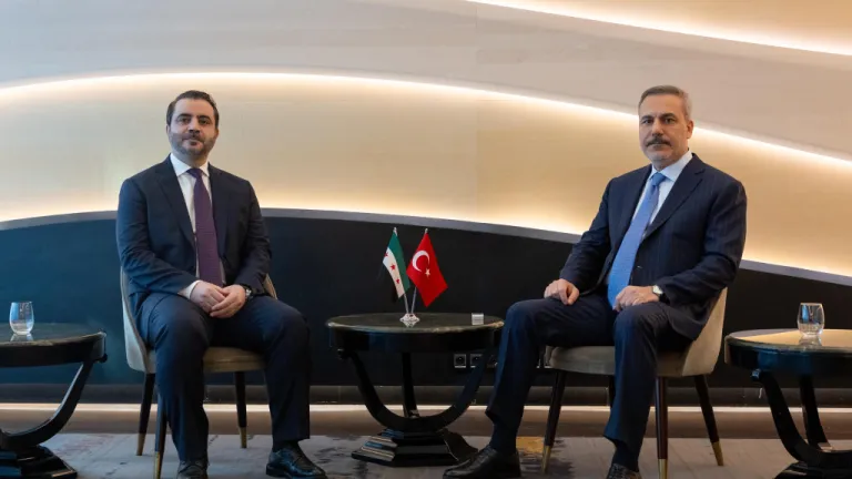 Dışişleri Bakanı Fidan, Suriye Dışişleri Bakanı Şeybani ile görüştü