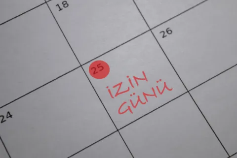 Çalışma Hayatında İzinlerin Aile ve Nüfusa Etkileri