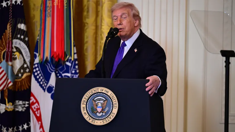 Trump Yönetimi Kurumsallaşmış Amerikan Sisteminin Dışına Çıktı