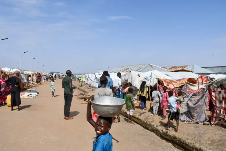 Güney Sudan'daki Sudanlı mülteciler zor şartlarda hayatlarını sürdürüyor