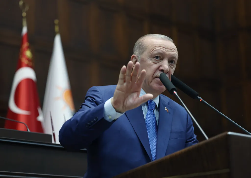 Kalıcı Kriz Düzeninde Ülke Yönetimi