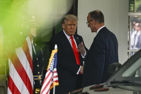 ABD Başkanı Trump, Almanya Başbakanı Merz ile görüştü