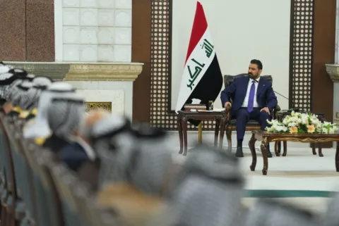 Irak Başbakanı Zeydi'den, 'silahın sadece devletin elinde olacağı' mesajı