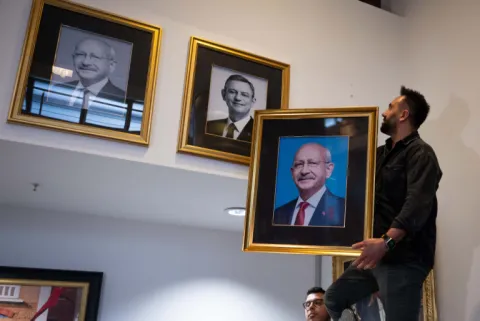 Kendi Çoklu Krizini Çözemeyen CHP, Bu Sürece Nasıl Geldi?