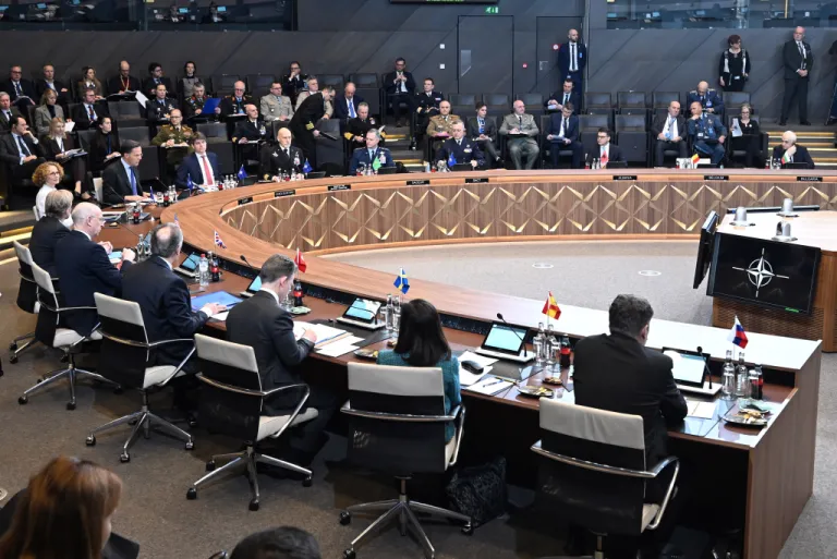 NATO Savunma Bakanları Toplantısı