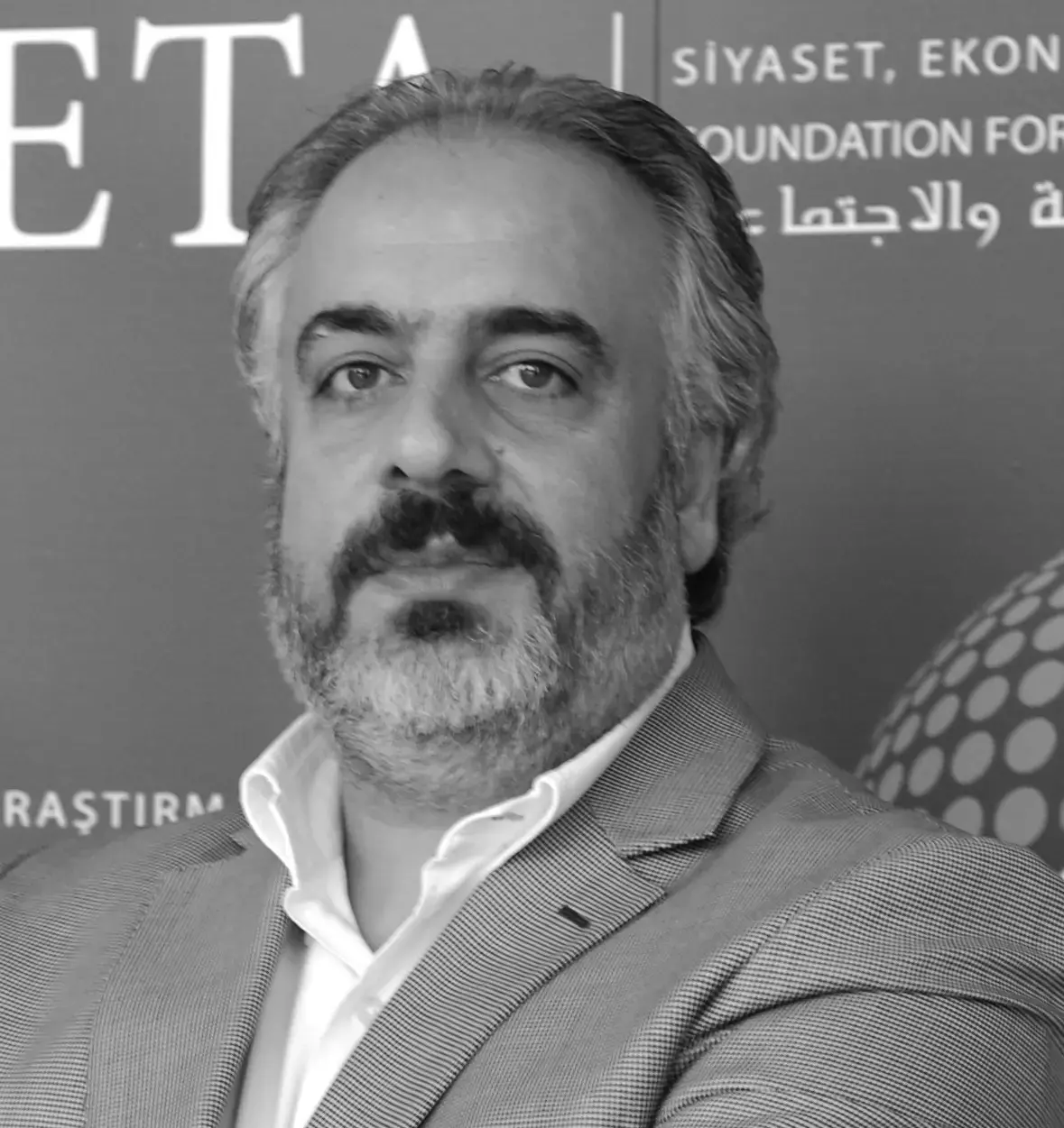 MEDAİM YANIK - FOTOĞRAF