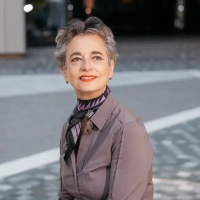 BARBARA SLAVIN - FOTOĞRAF